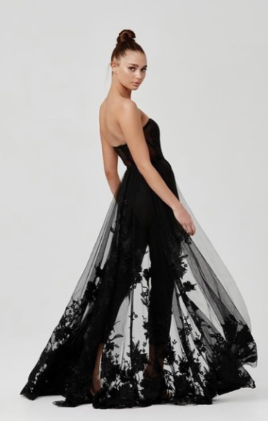 Preloved 2025 evening gowns